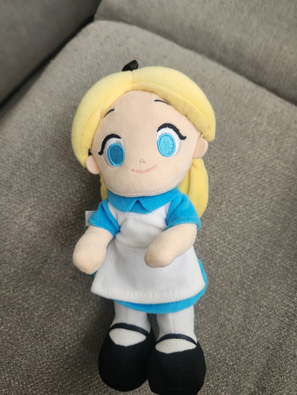 Alice & White Rabbit Nuimos - Picture 2 of 5